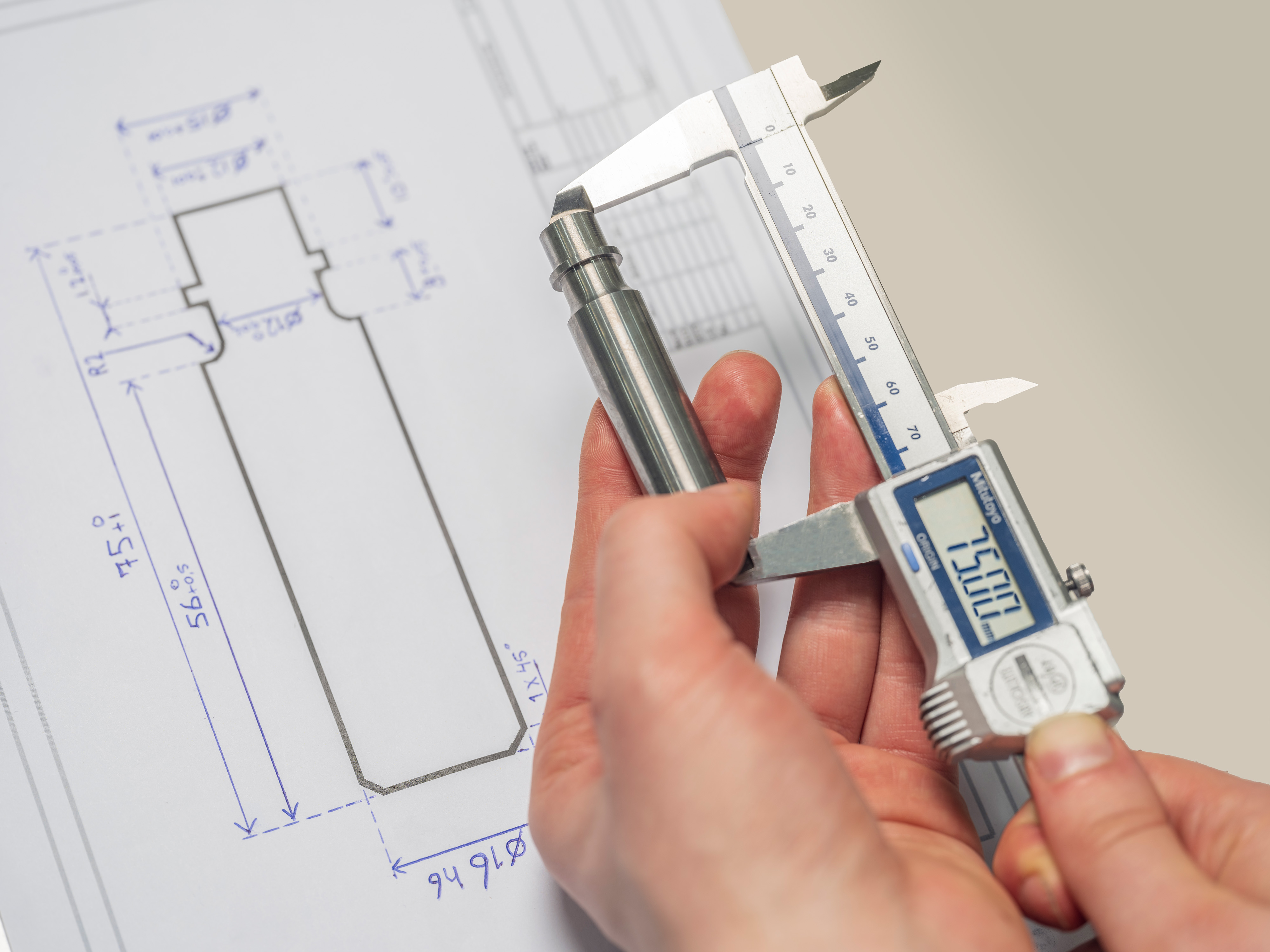 Middels CNC slijpservice rondslijpen naar tekening